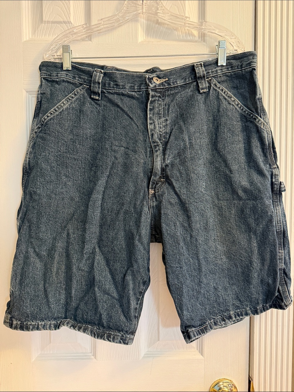 Wrangler Men’s Faded Blue Denim utility Shorts